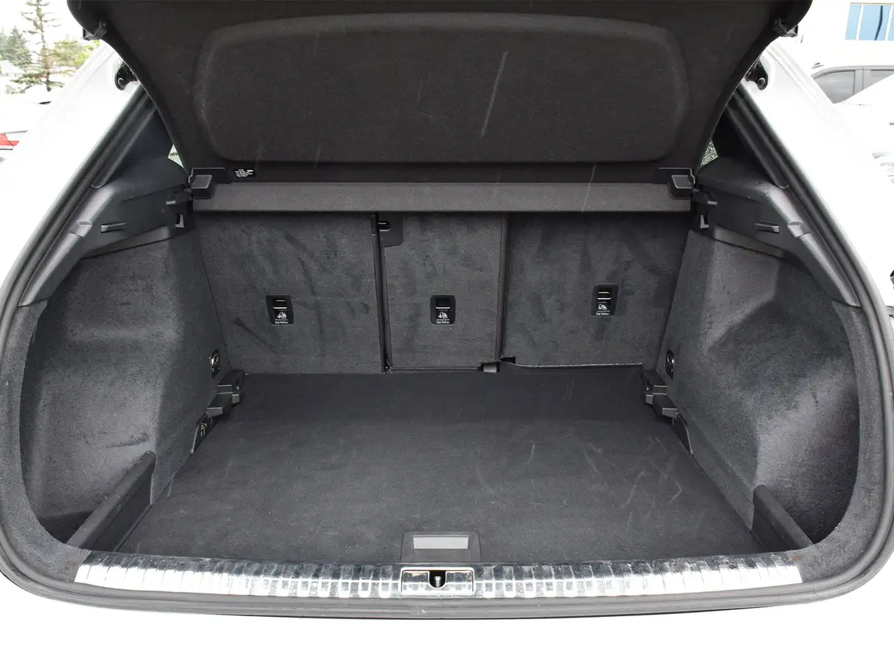 Audi Q3 - Image 38