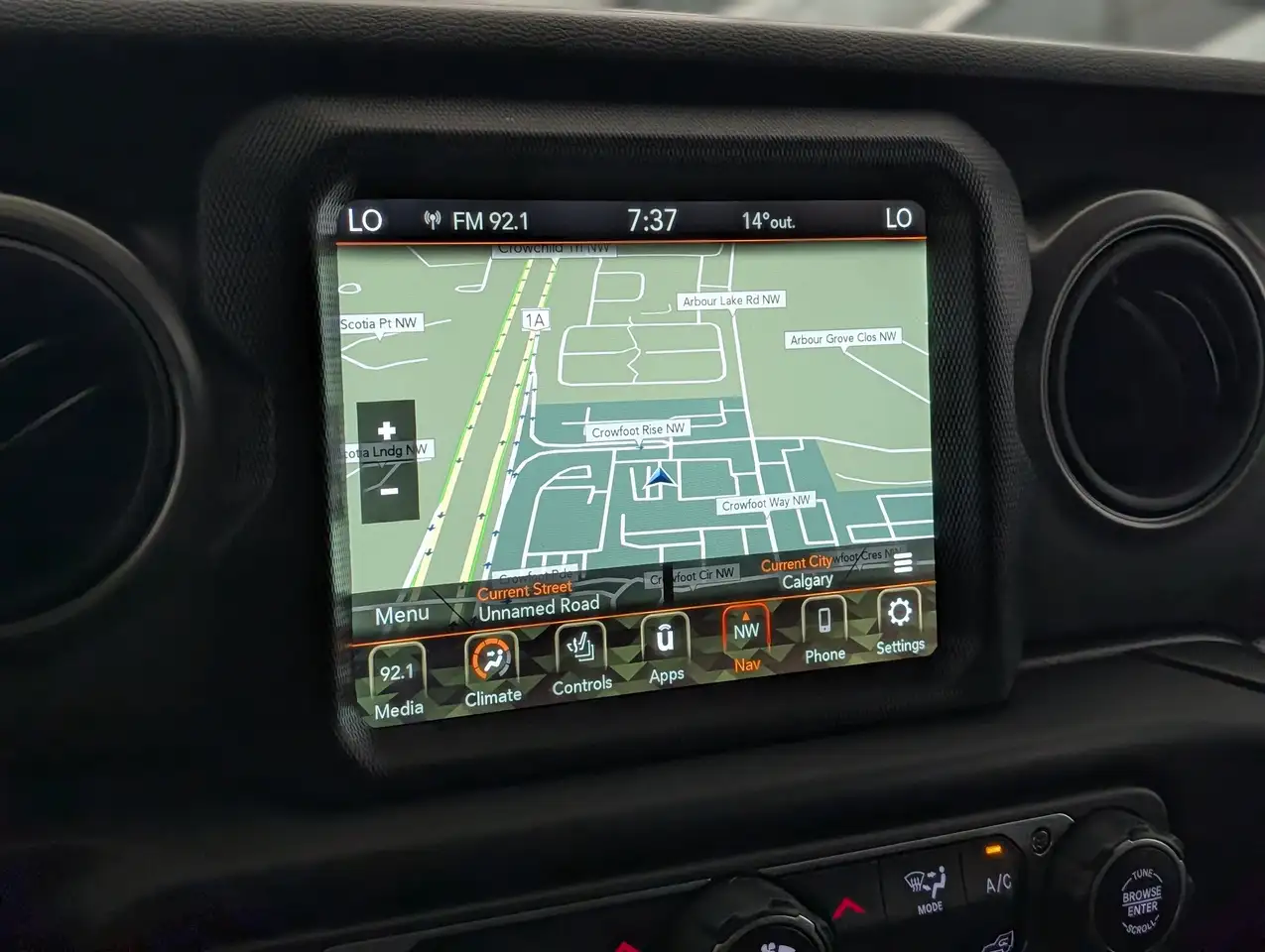 Jeep Wrangler - Image 23