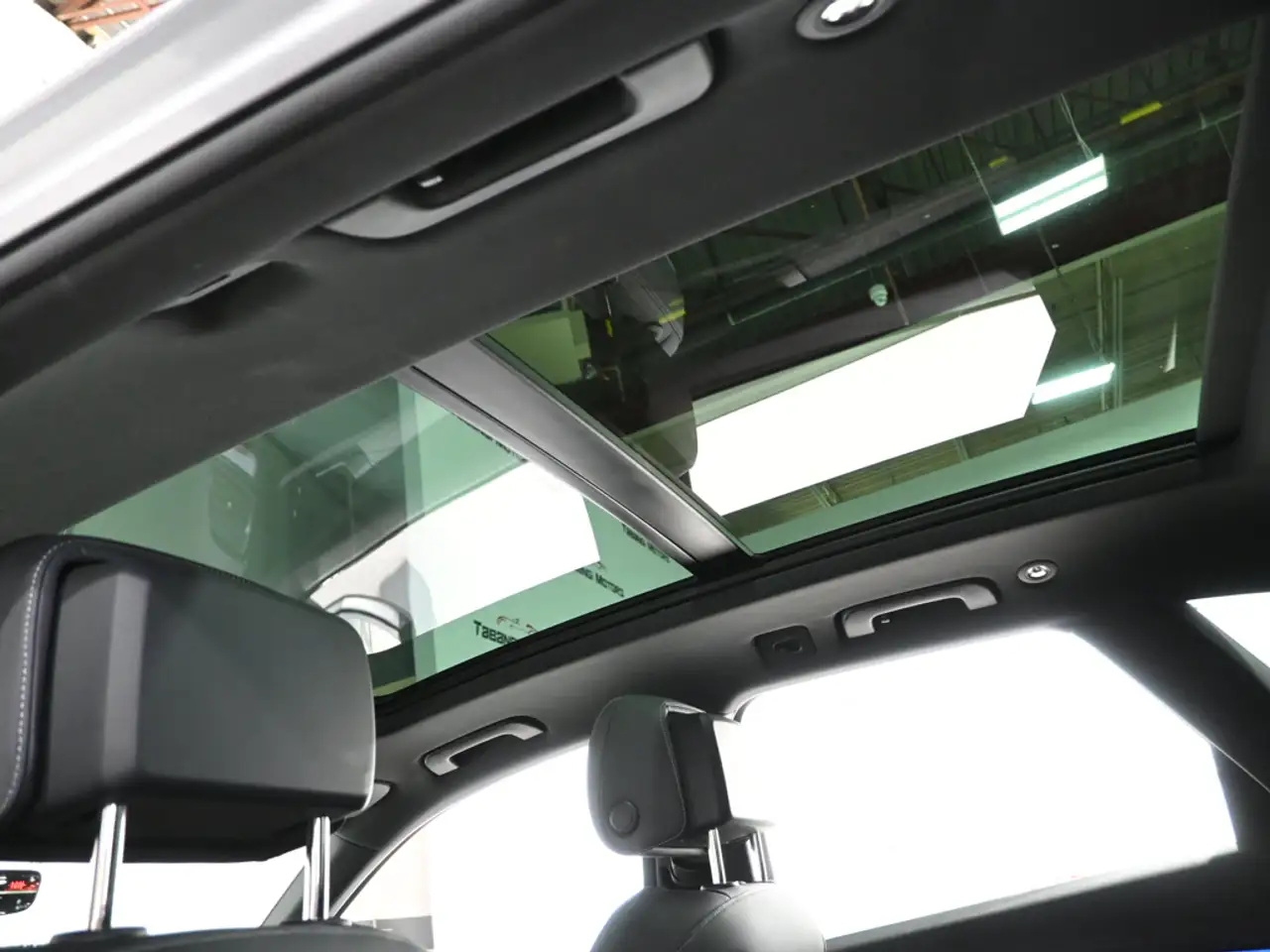 Audi Q5 - Image 23