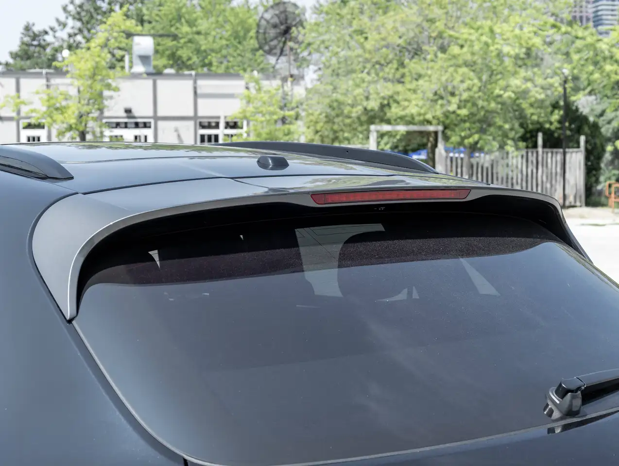 Porsche Macan - Image 11