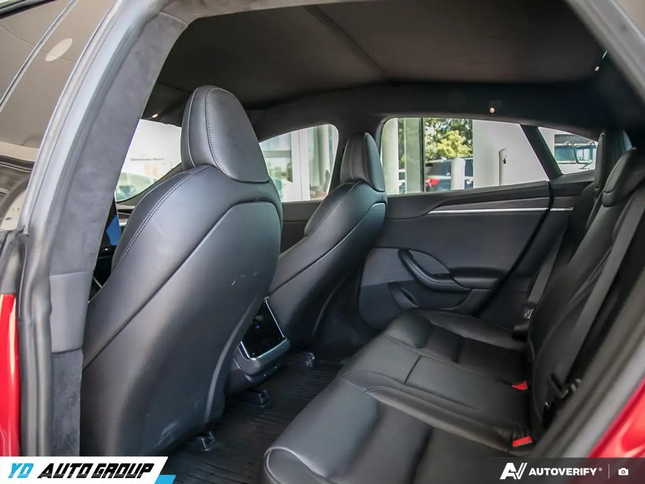 Tesla Model S - Image 23