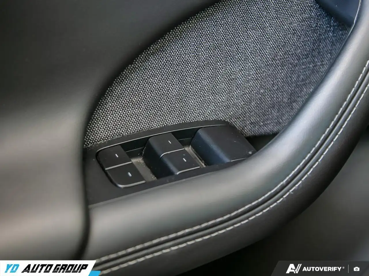 Tesla Model S - Image 16