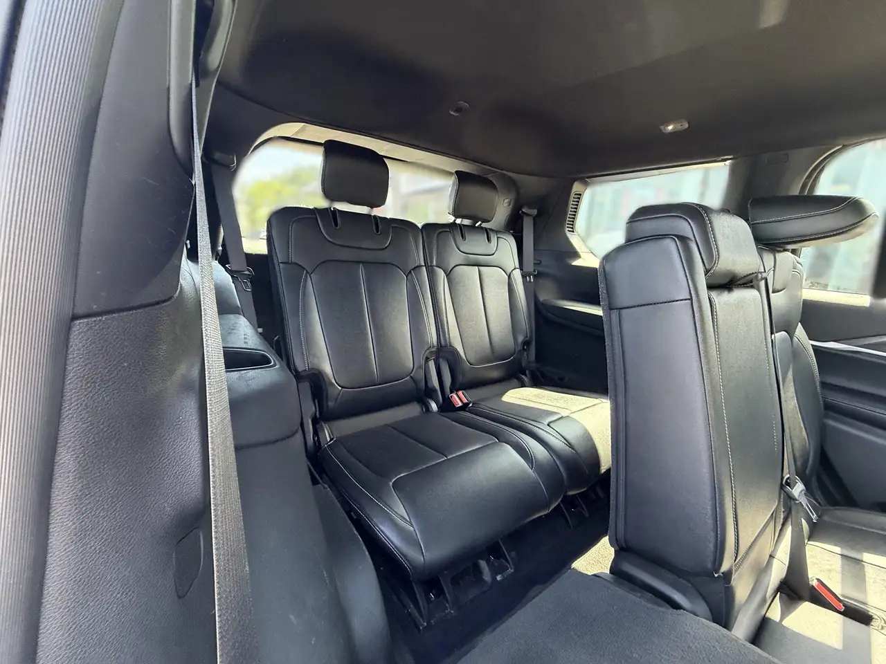 Jeep Grand Cherokee - Image 42
