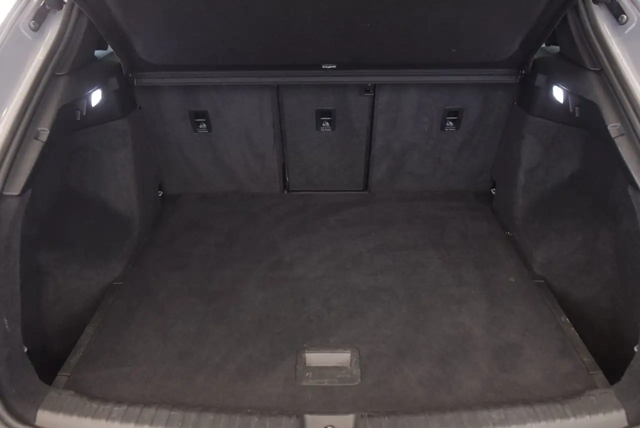 Audi Q4 e-tron - Image 19