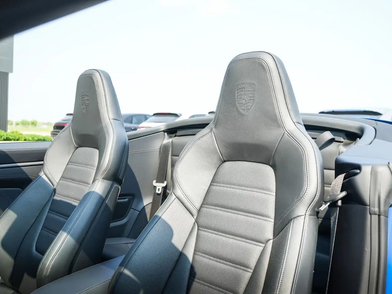 Porsche 911 - Image 18