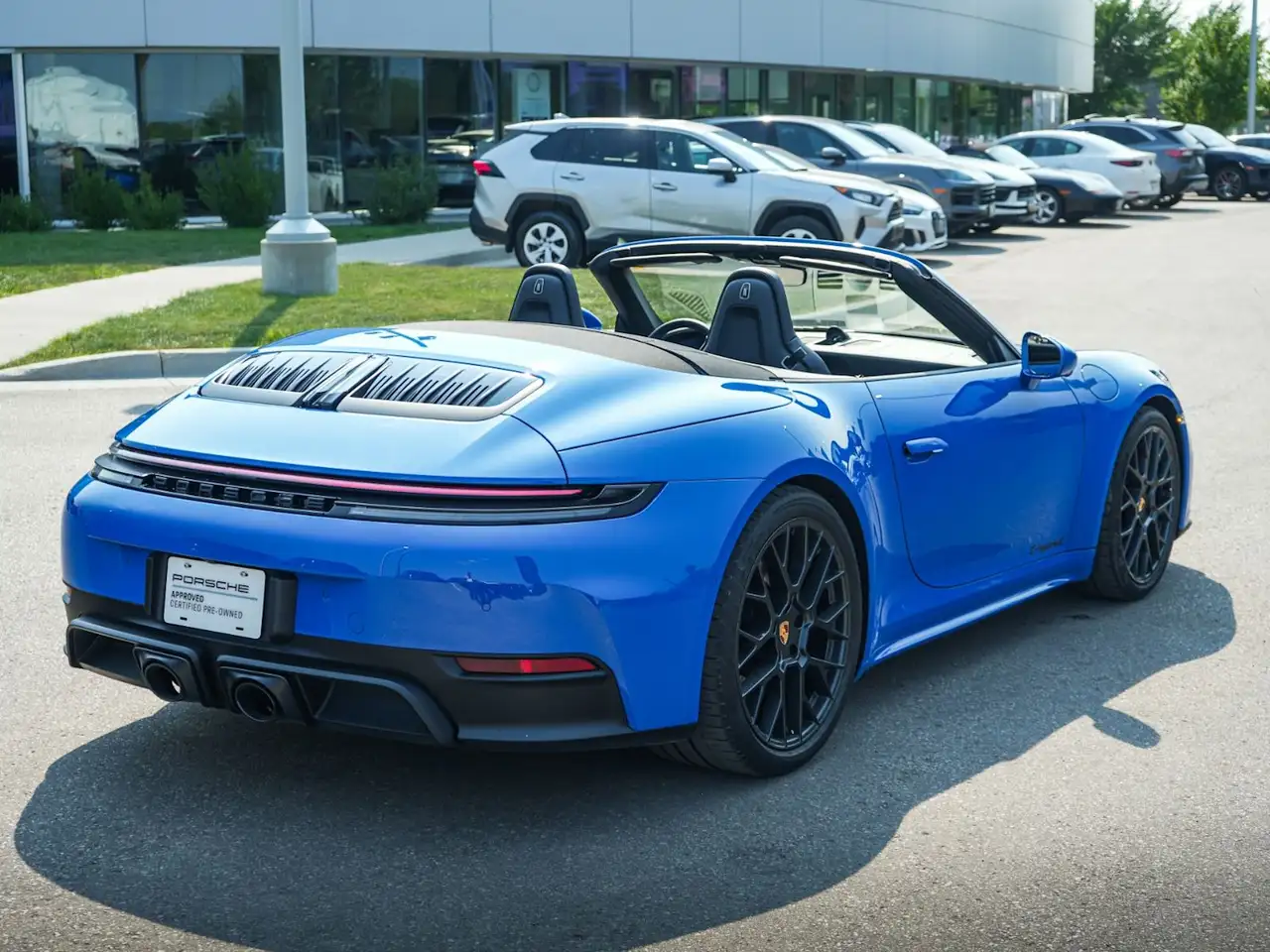 Porsche 911 - Image 8