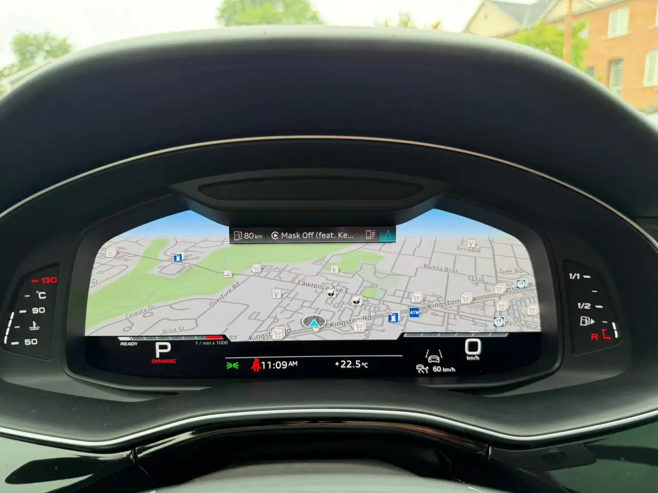 Audi SQ8 - Image 22