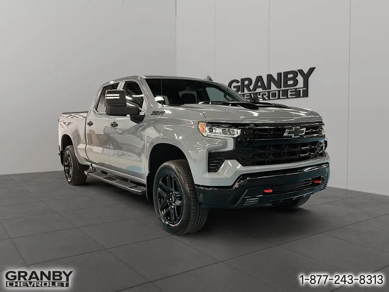 Chevrolet Silverado 1500 - Image 3