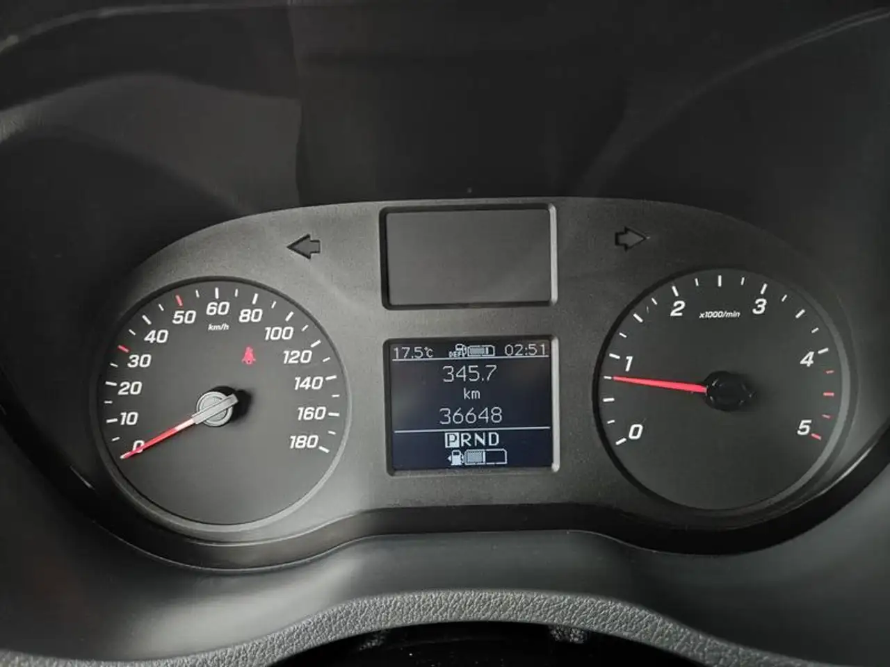 Mercedes-Benz Sprinter - Image 17