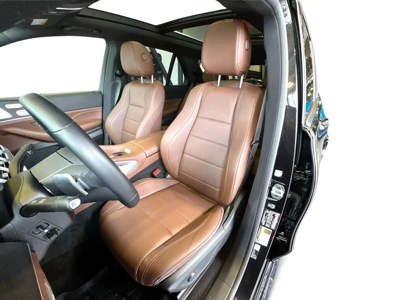 Mercedes-Benz GLE - Image 15