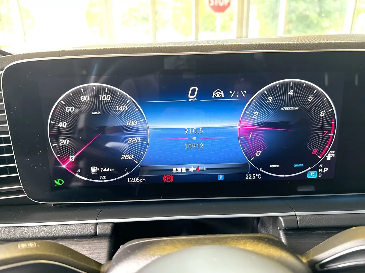 Mercedes-Benz GLE - Image 19