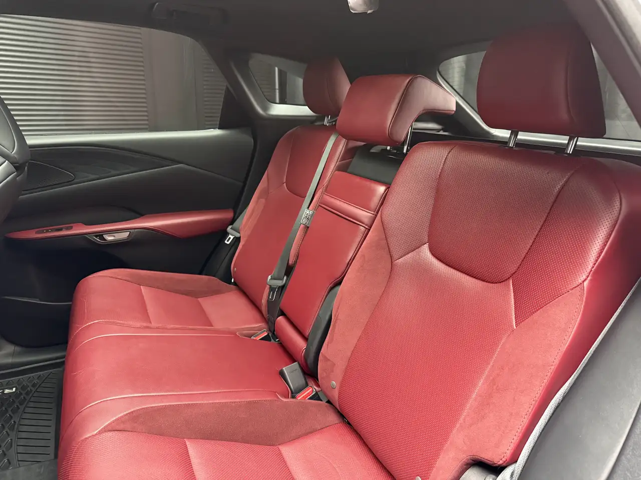 Lexus RX - Image 26
