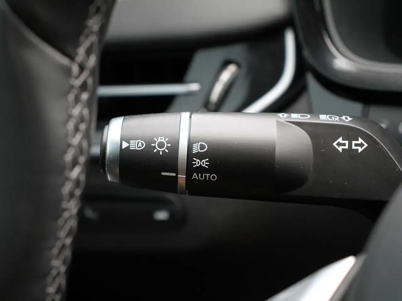Infiniti QX60 - Image 20