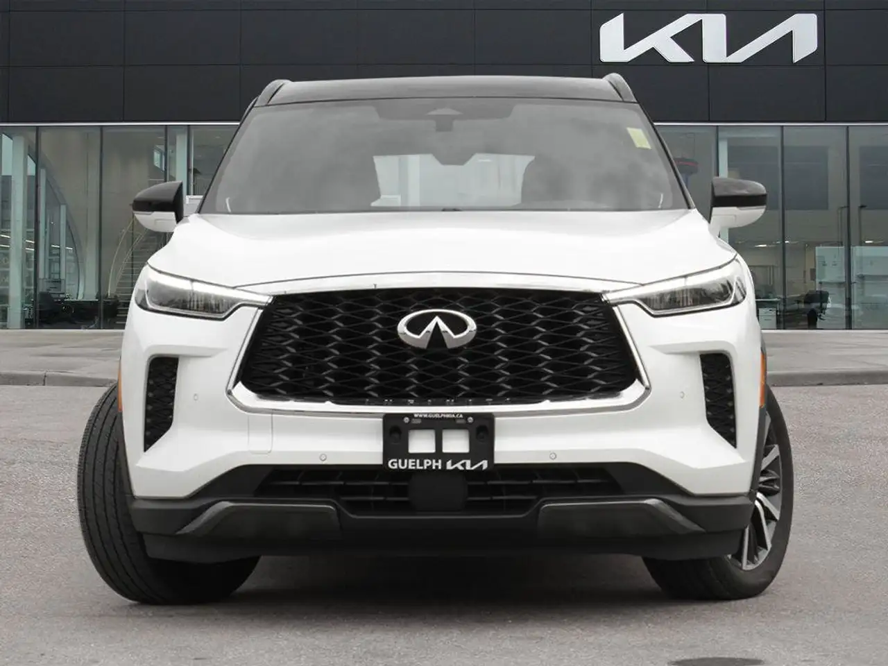 Infiniti QX60 - Image 3
