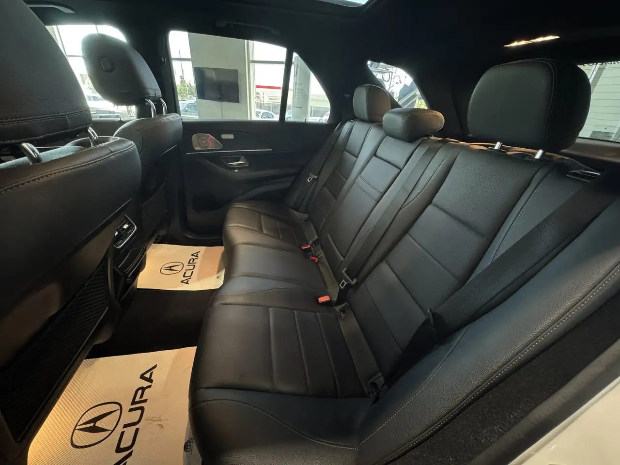 Mercedes-Benz GLE - Image 26