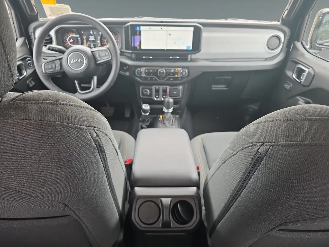 Jeep Wrangler - Image 10