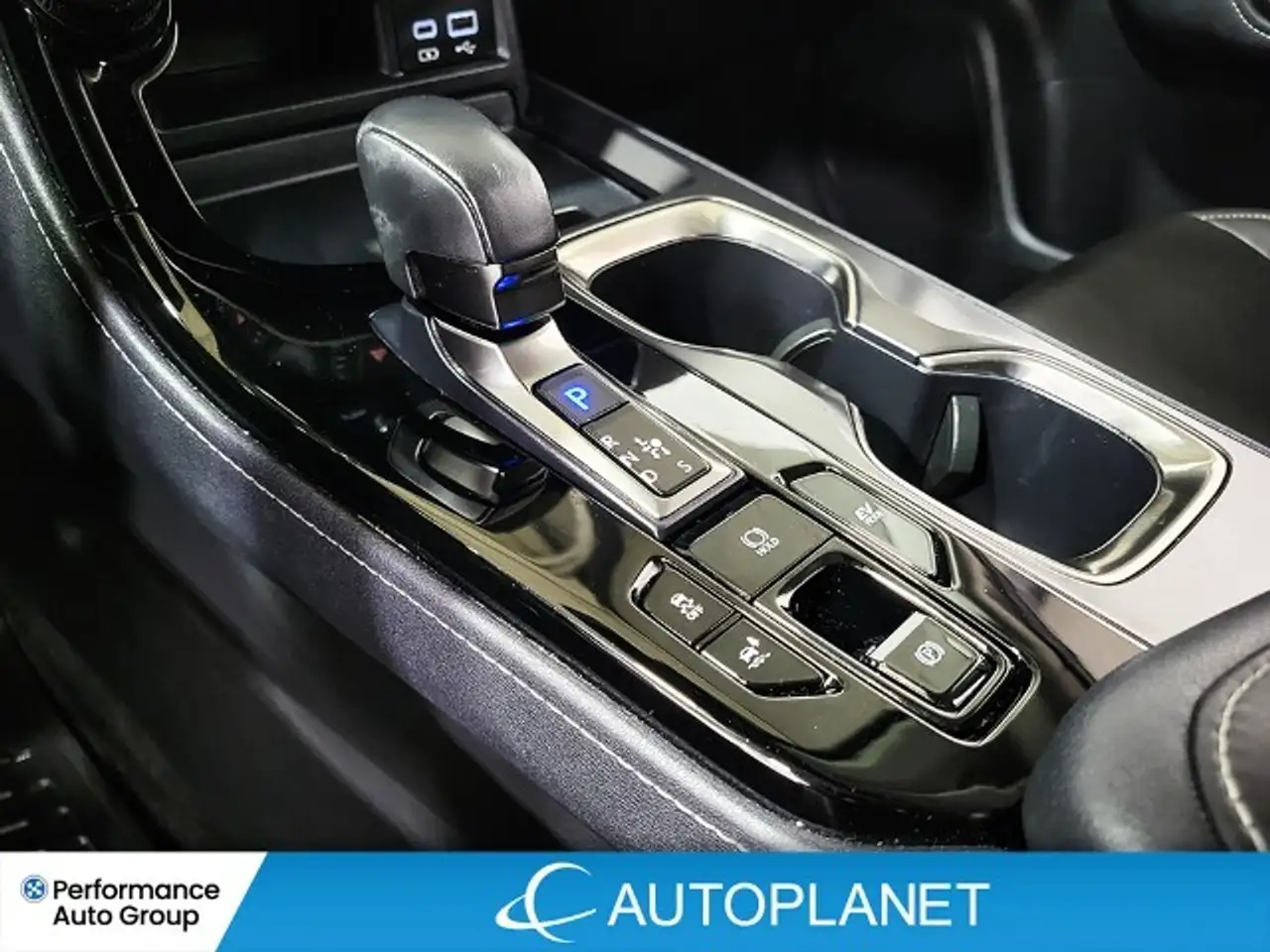 Lexus NX - Image 33
