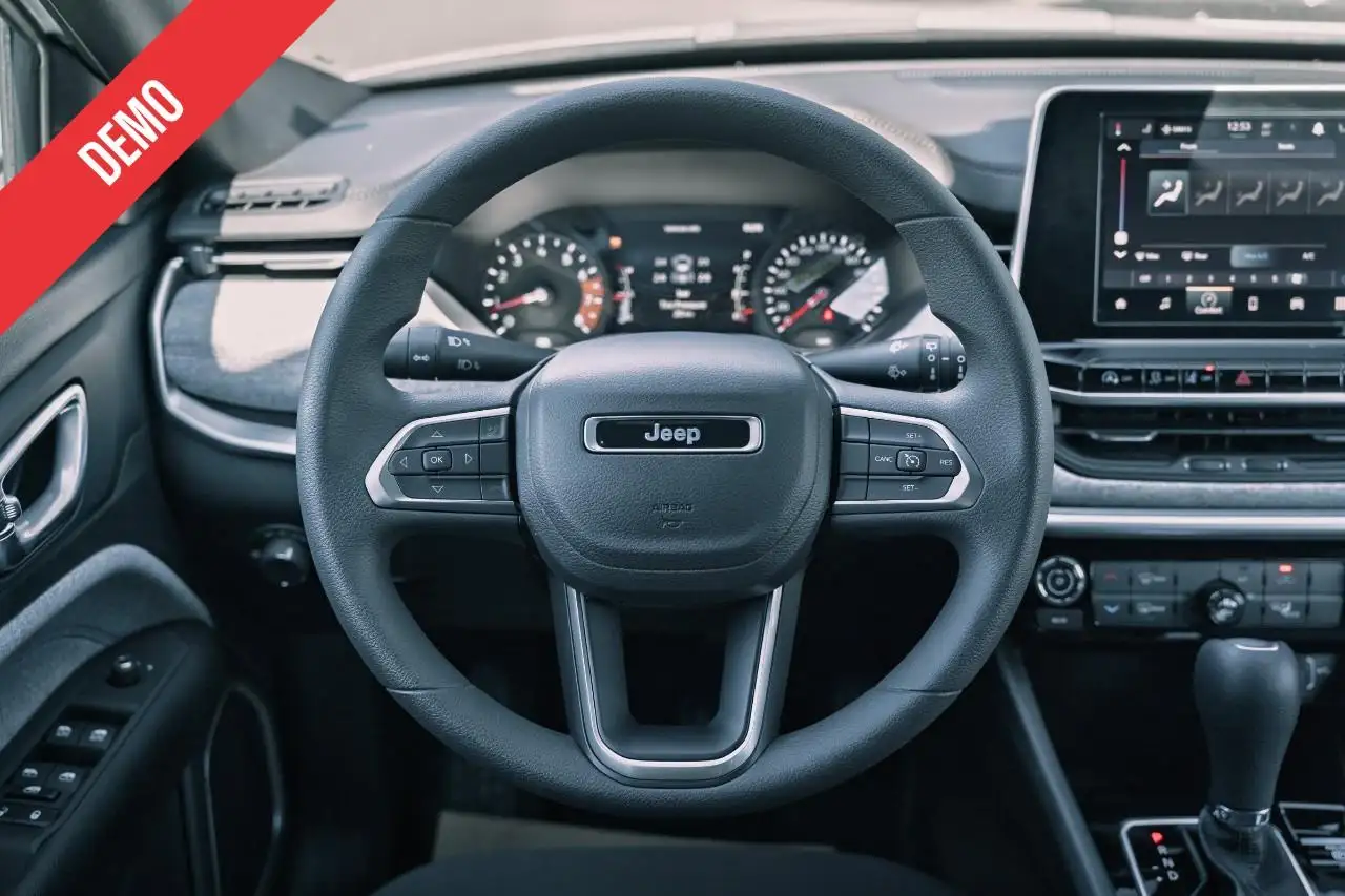 Jeep Compass - Image 12