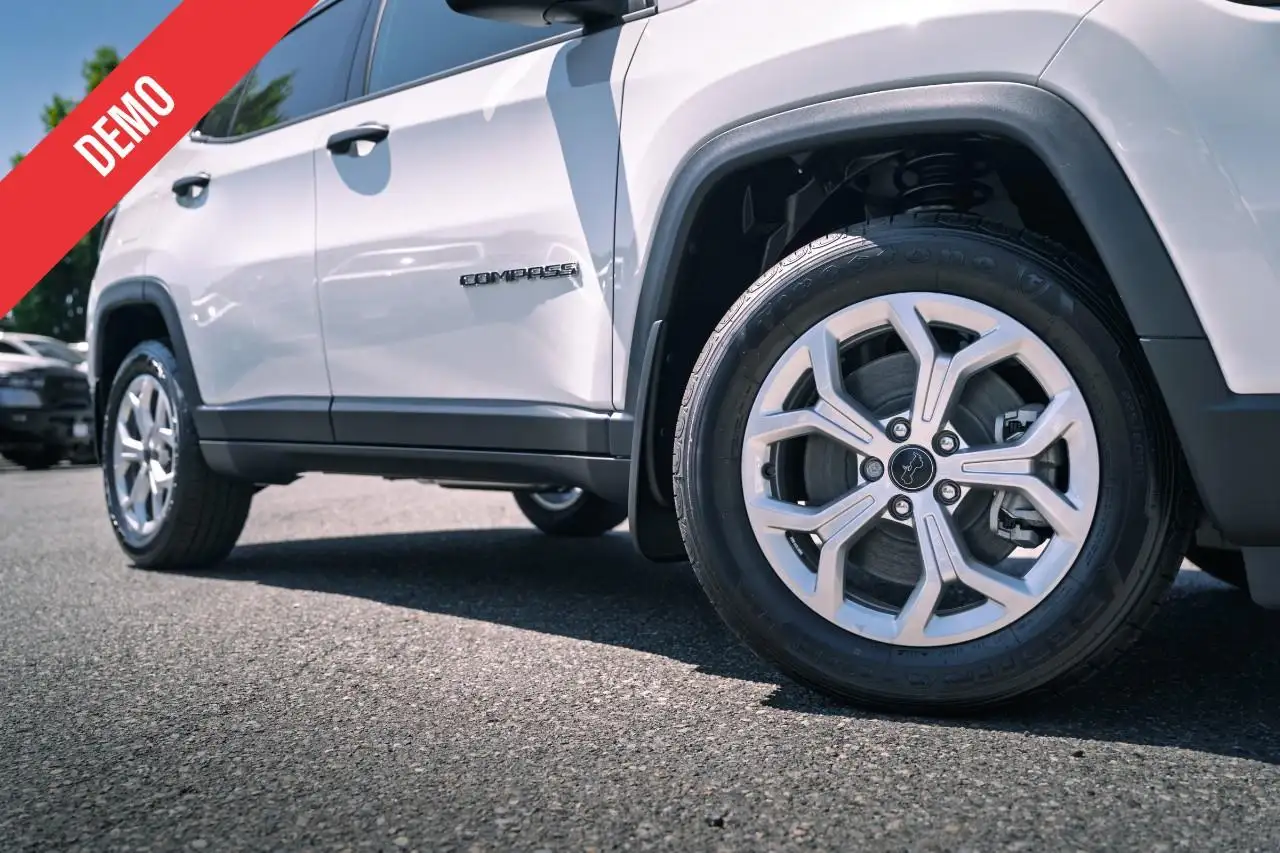 Jeep Compass - Image 2