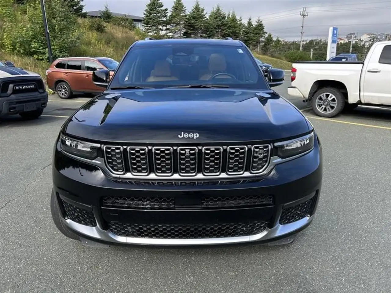Jeep Grand Cherokee - Image 2