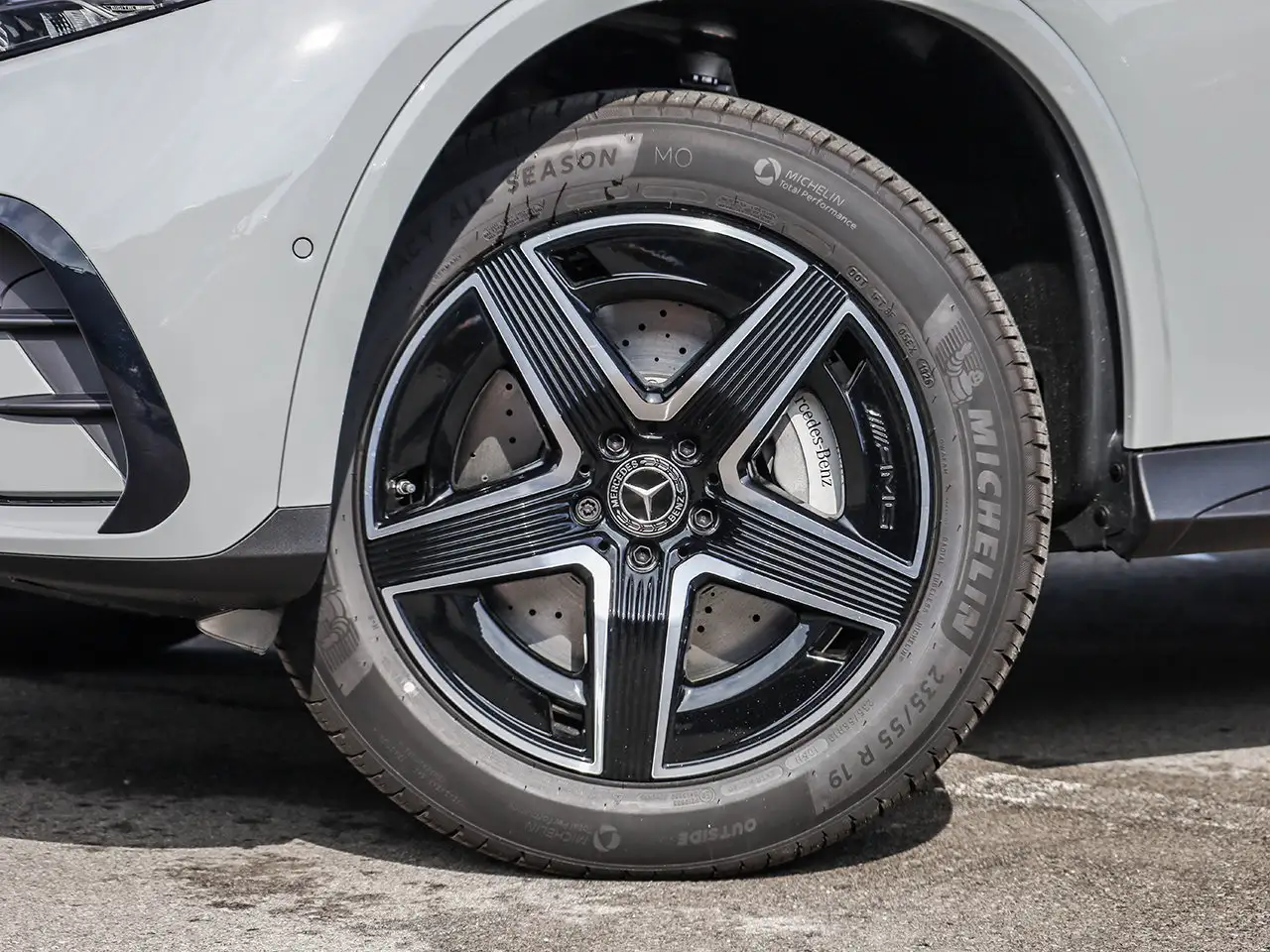 Mercedes-Benz GLC - Image 12