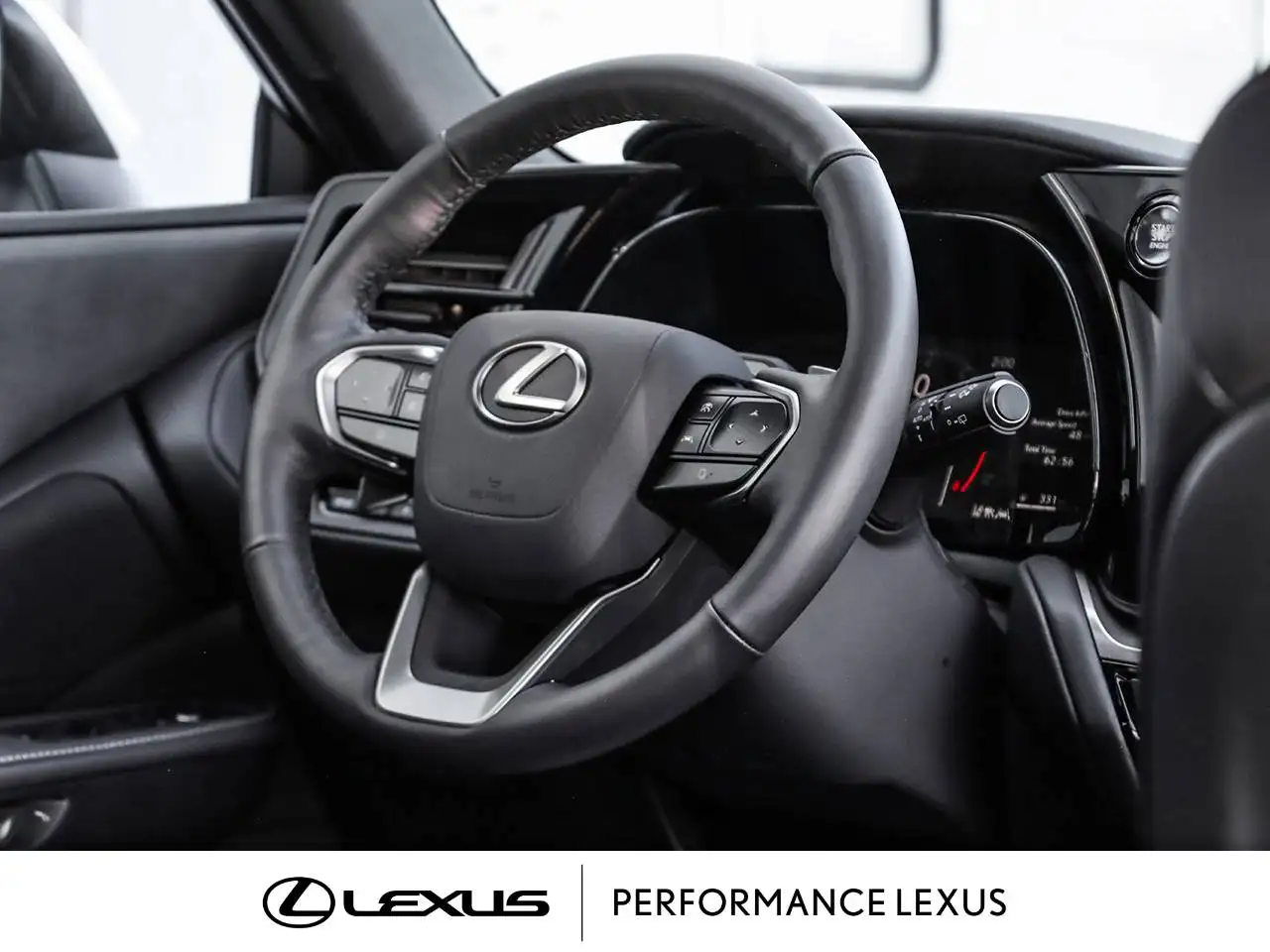 Lexus TX - Image 17