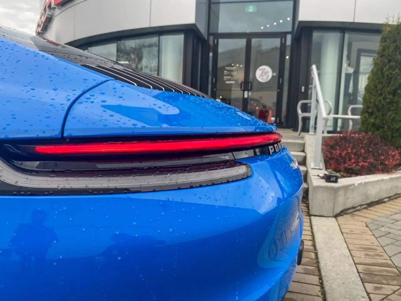 Porsche 911 - Image 48