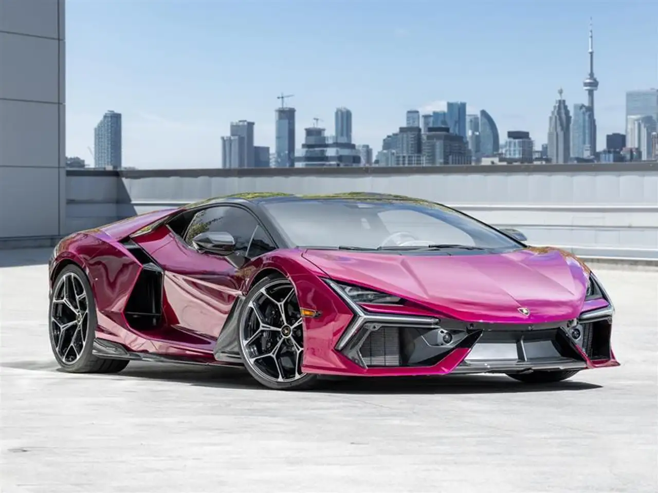Lamborghini Revuelto - Image 3
