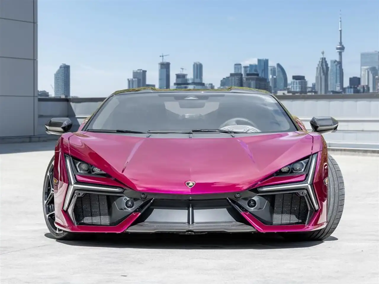 Lamborghini Revuelto - Image 4