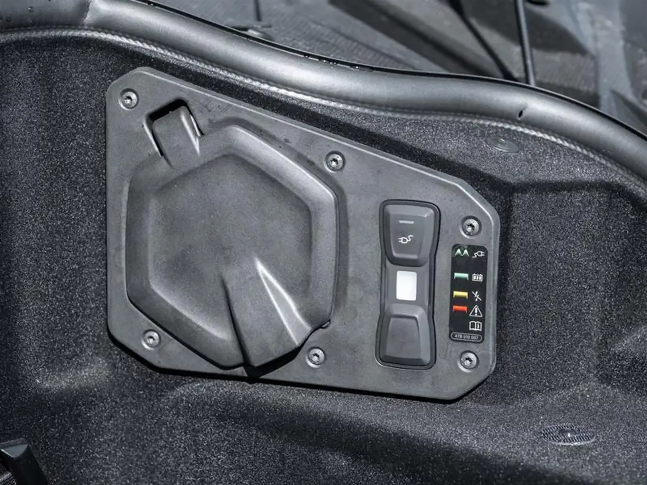 Lamborghini Revuelto - Image 43