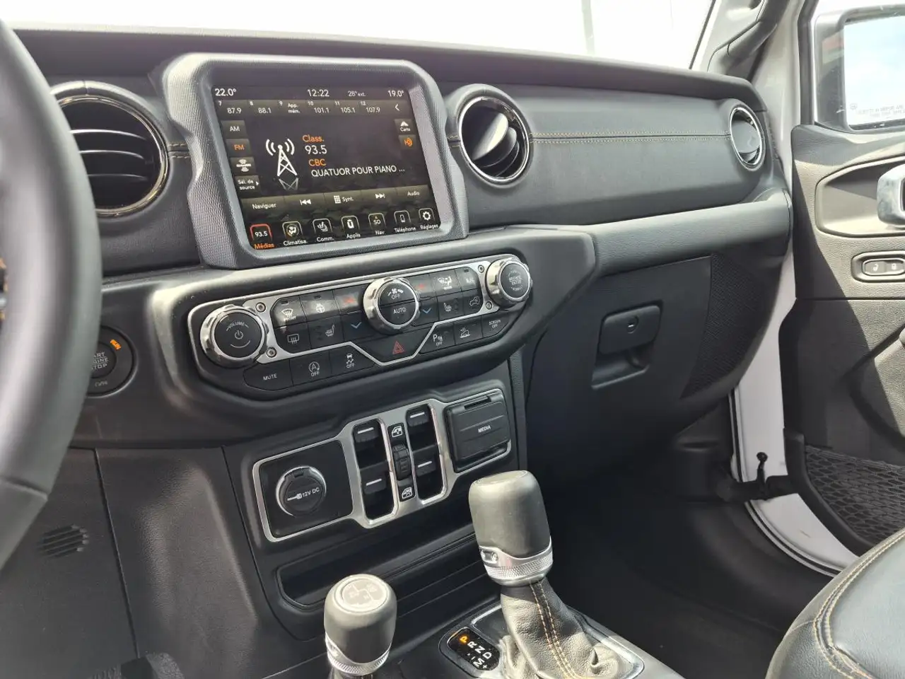 Jeep Gladiator - Image 16