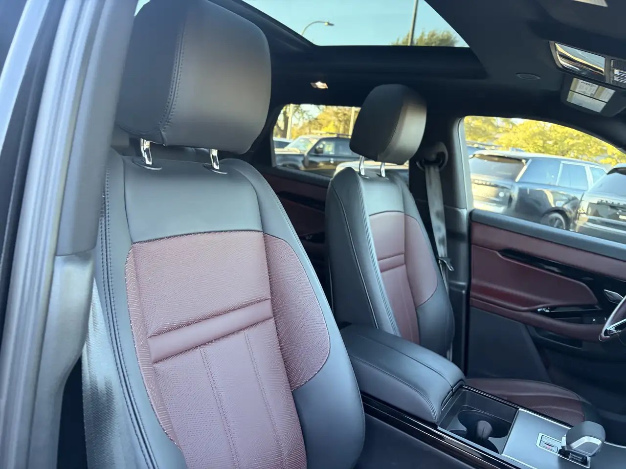 Land Rover Range Rover Evoque - Image 42