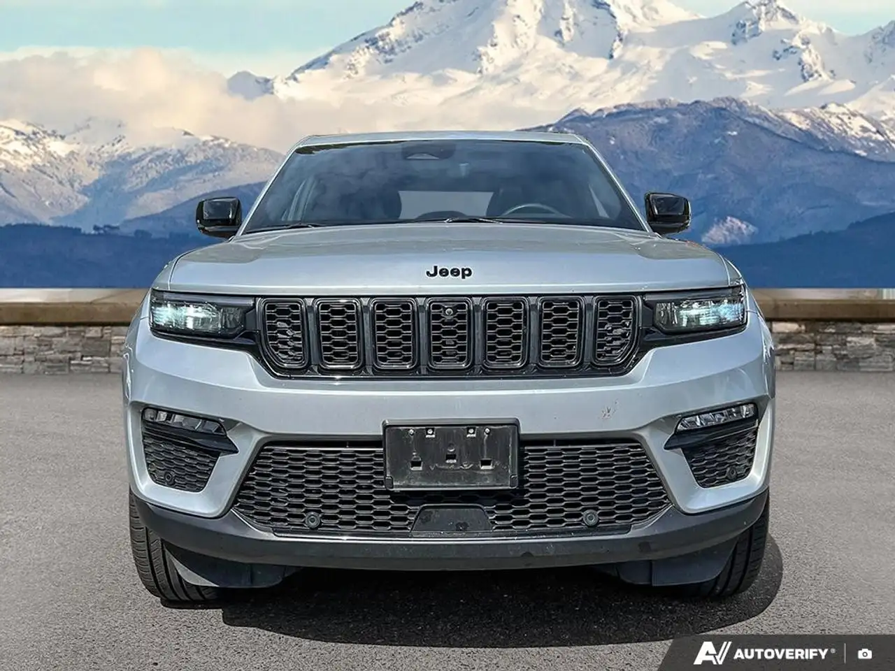 Jeep Grand Cherokee - Image 2