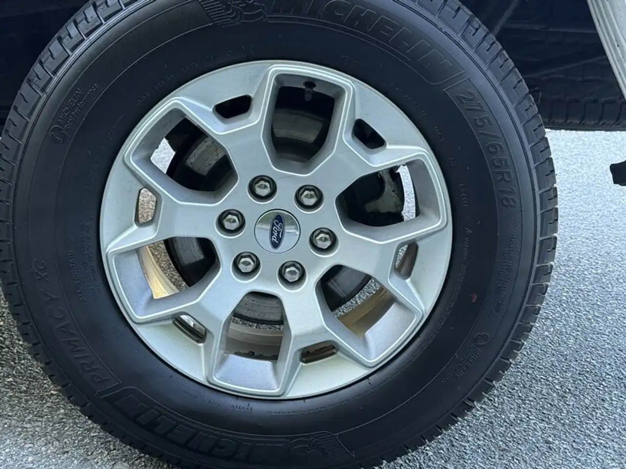 Ford F-150 - Image 32