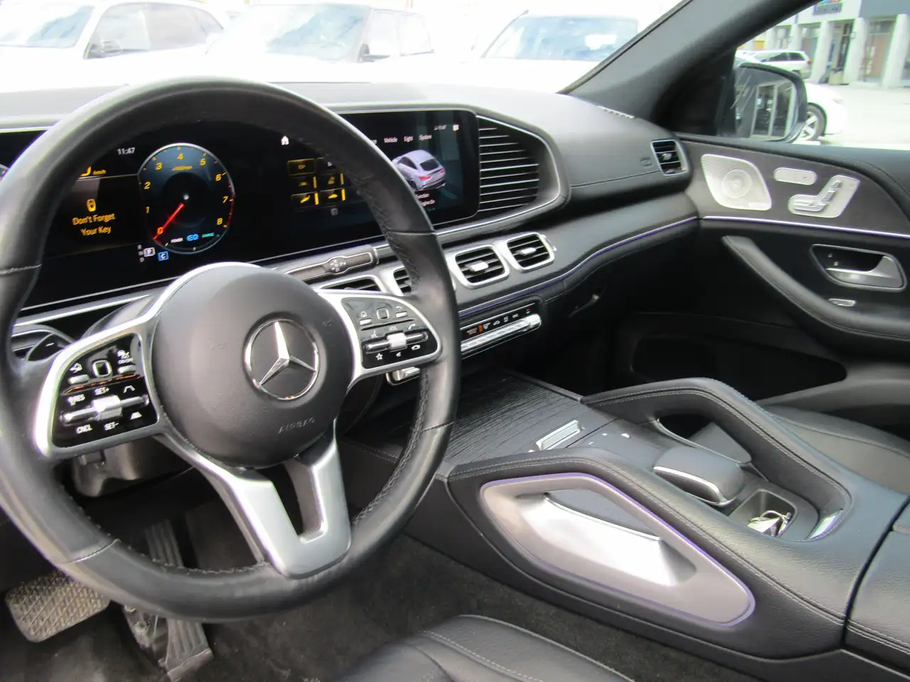 Mercedes-Benz GLE - Image 13