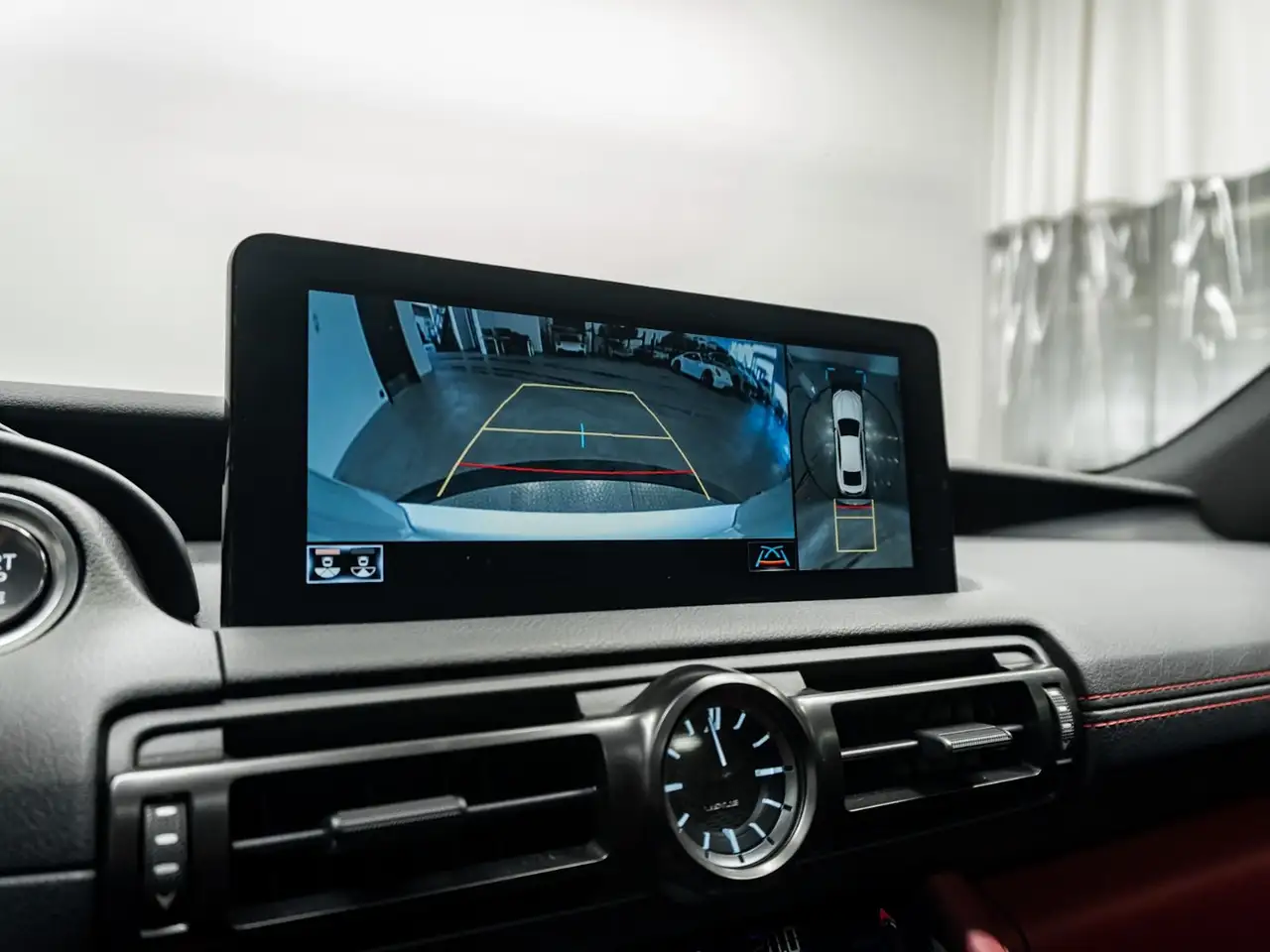 Lexus IS - Image 20