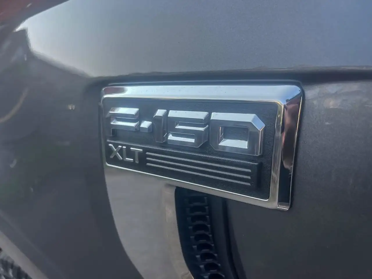 Ford F-150 - Image 10
