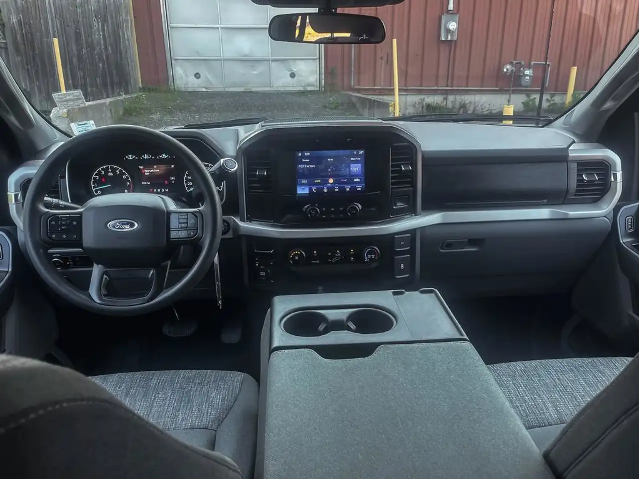 Ford F-150 - Image 18