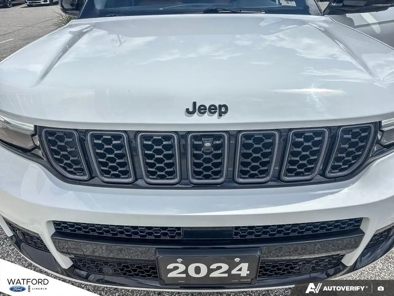Jeep Grand Cherokee - Image 8
