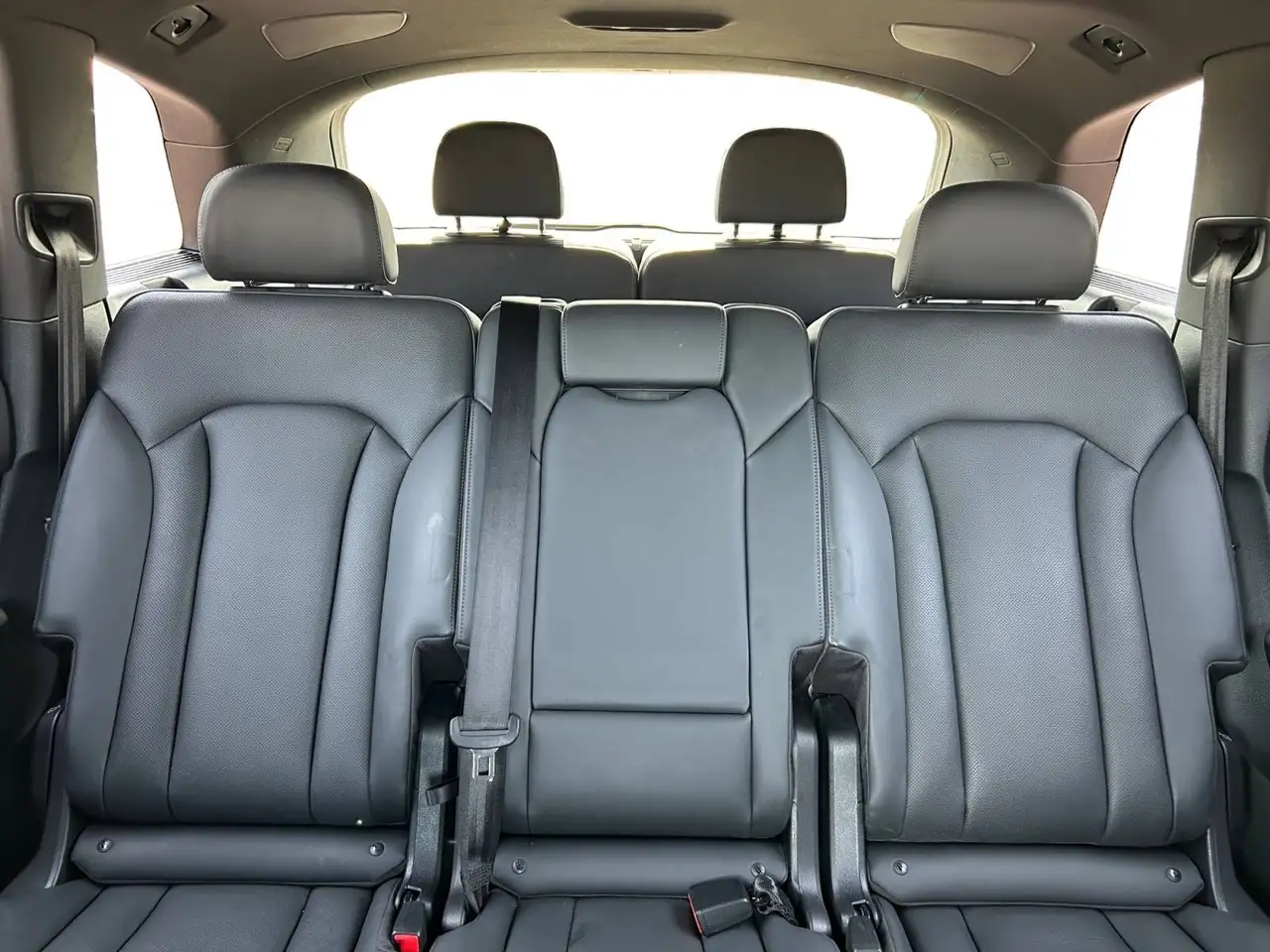 Audi Q7 - Image 18
