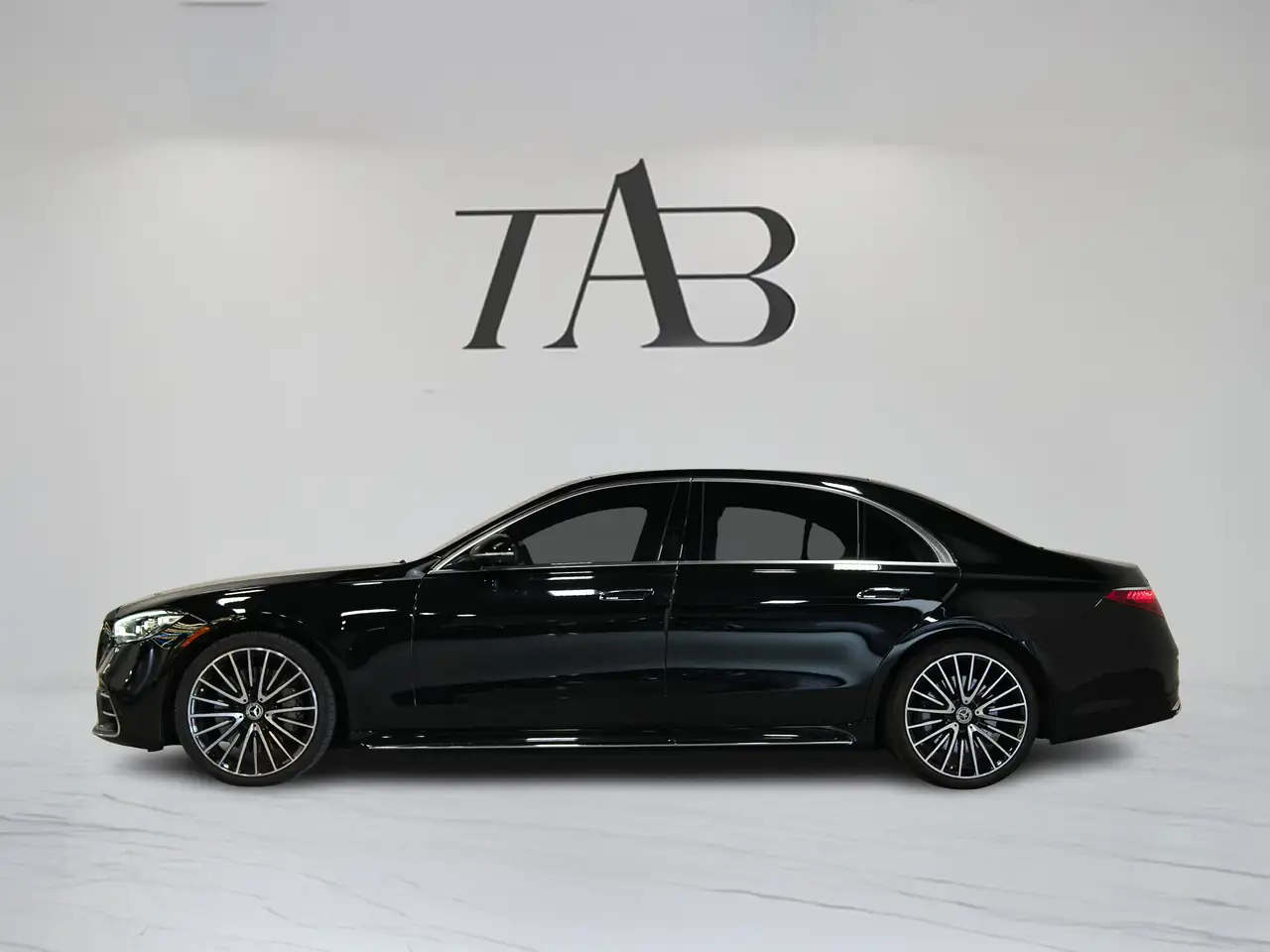 Mercedes-Benz S-Class - Image 28