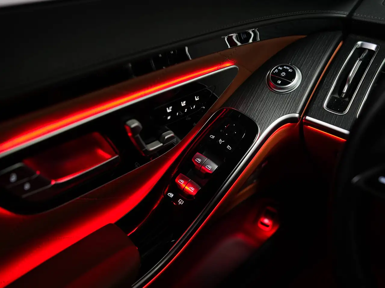 Mercedes-Benz S-Class - Image 20