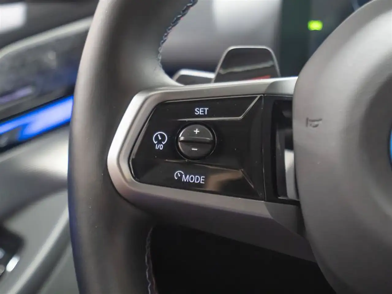 BMW i5 - Image 22