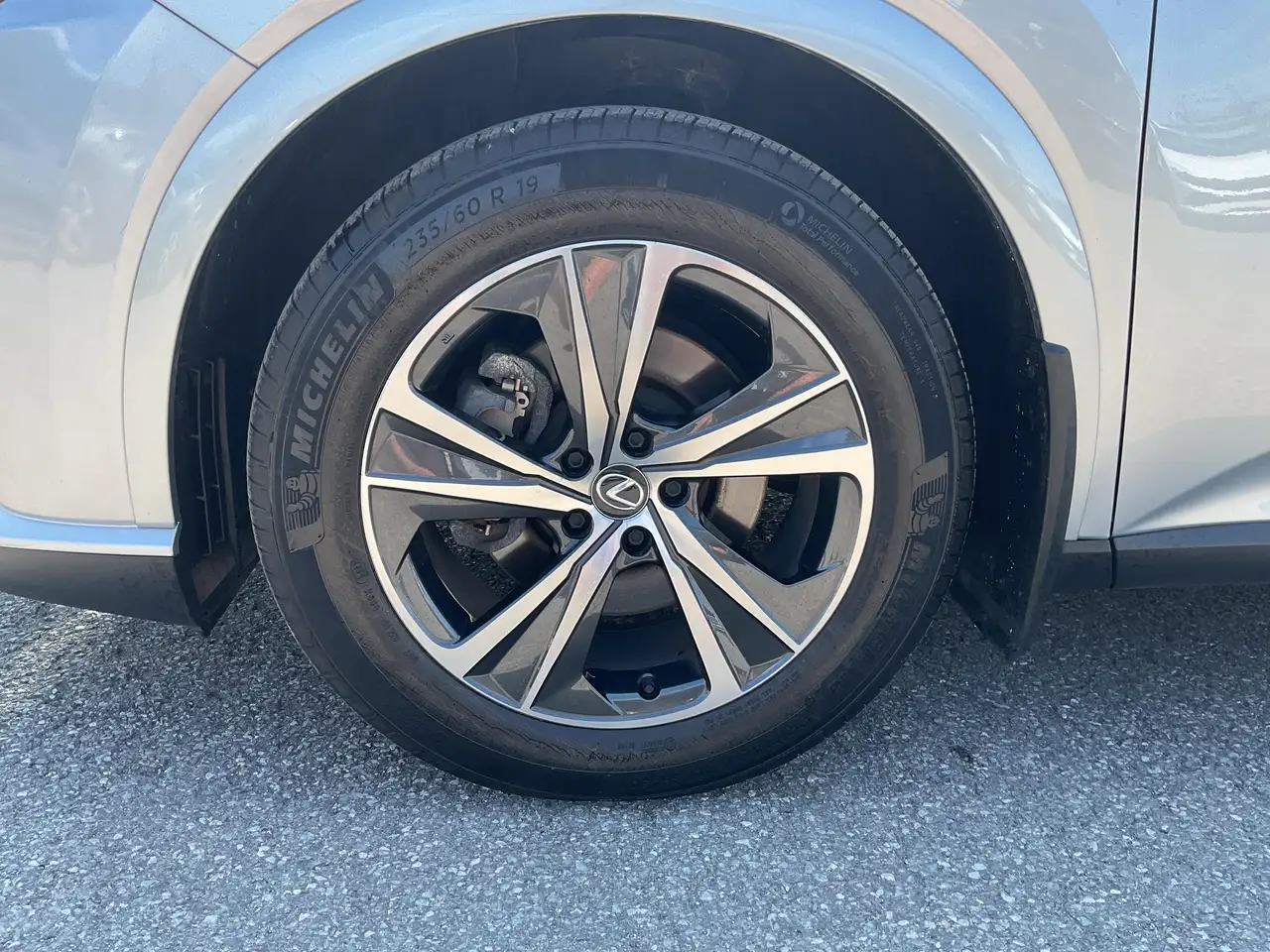 Lexus RX 350 - Image 9