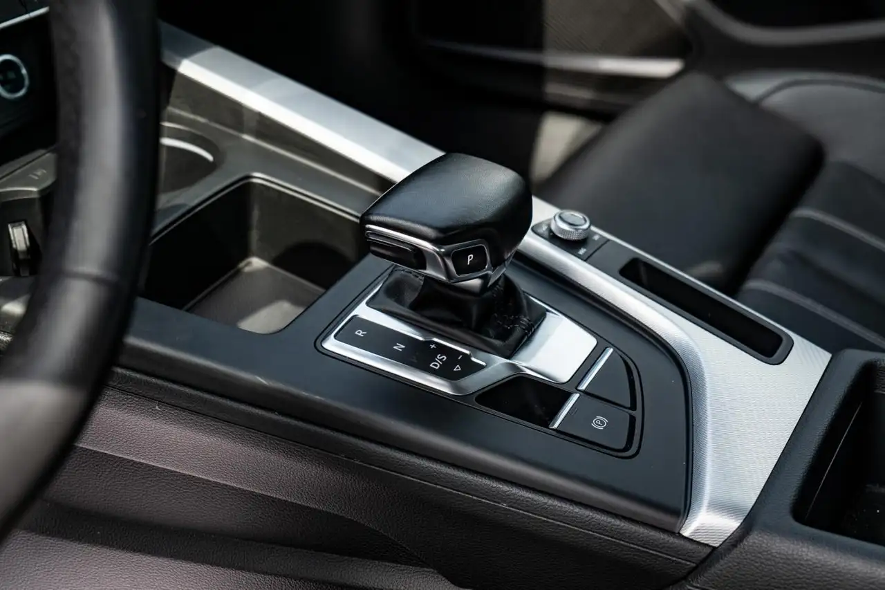 Audi A4 - Image 15