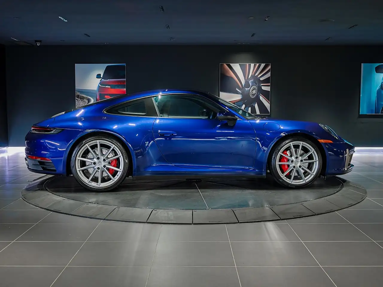 Porsche 911 - Image 5