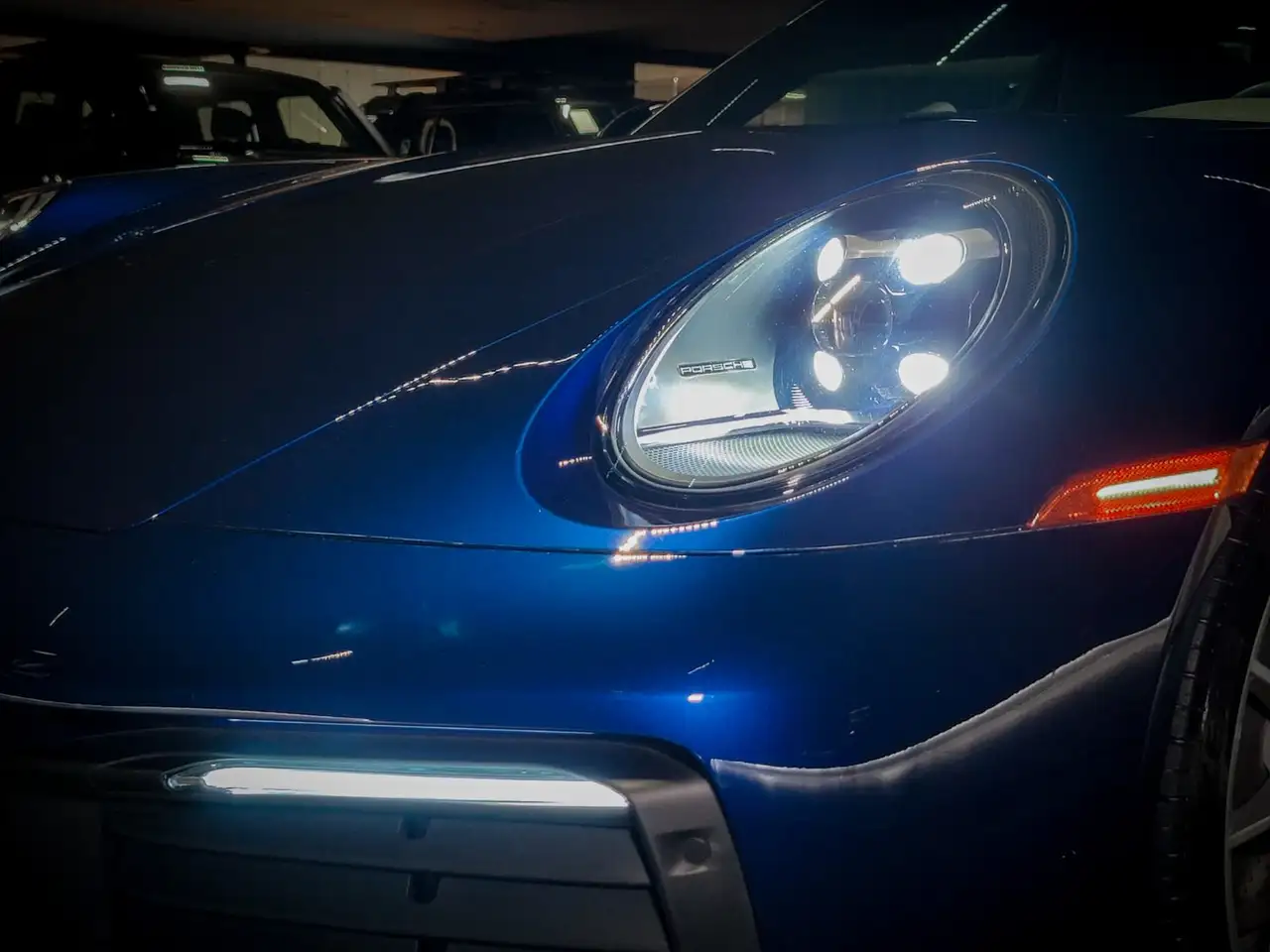 Porsche 911 - Image 12
