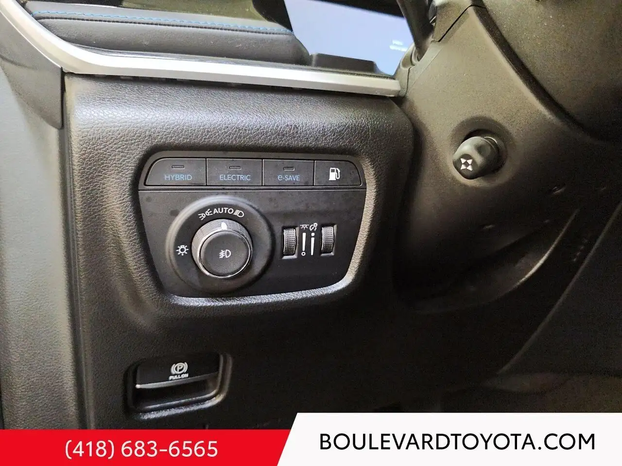 Jeep Grand Cherokee - Image 18
