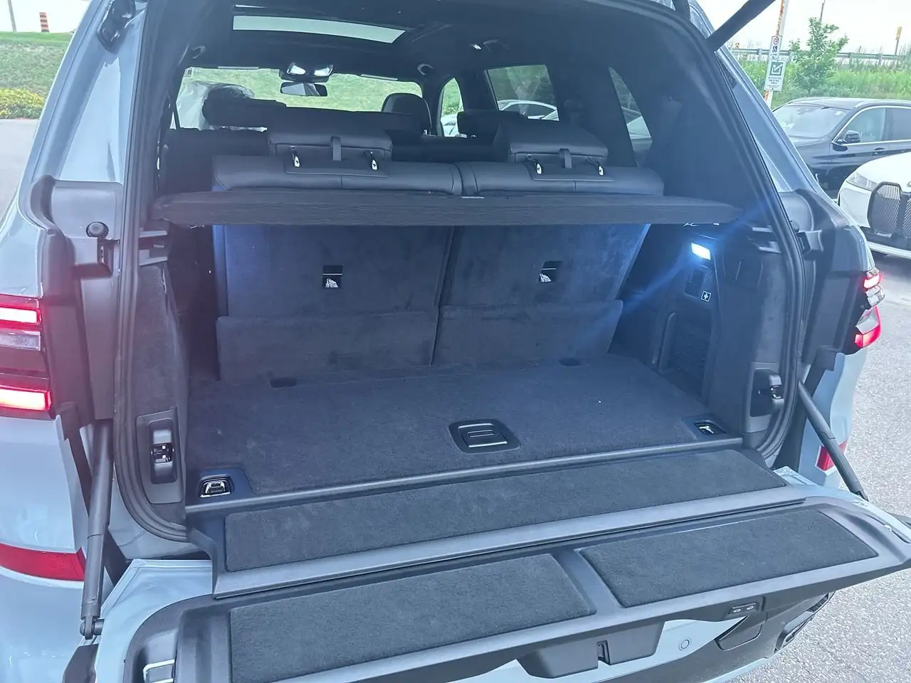 BMW X7 - Image 33