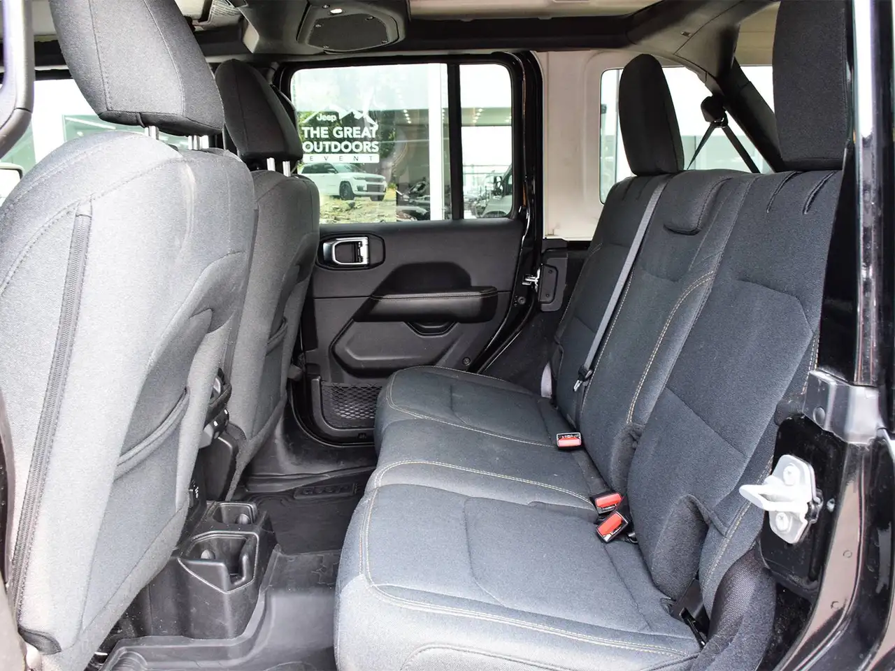 Jeep Wrangler - Image 15